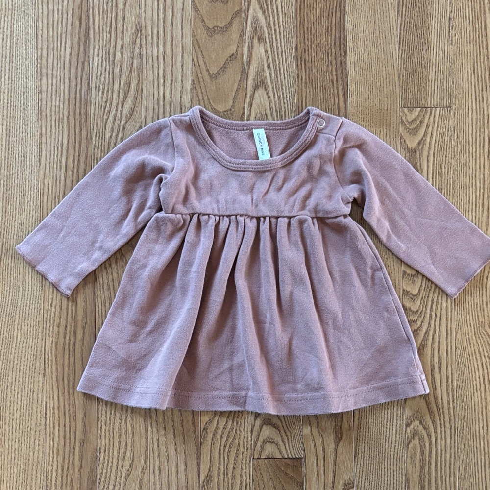 3 for $25 🌸 Quincy Mae Light Brown Baby Tee